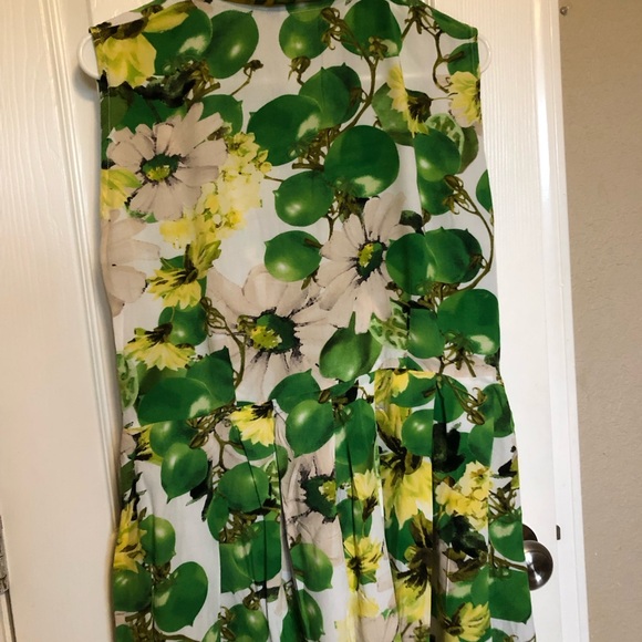 Selectives Green and Yellow Patterned Garment - Picture 5 of 6